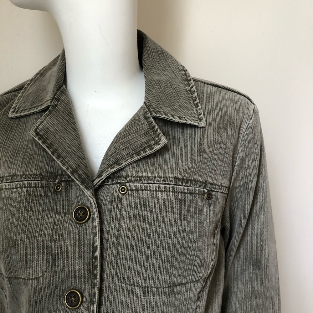 French cuff jacket - Picture 2 of 7